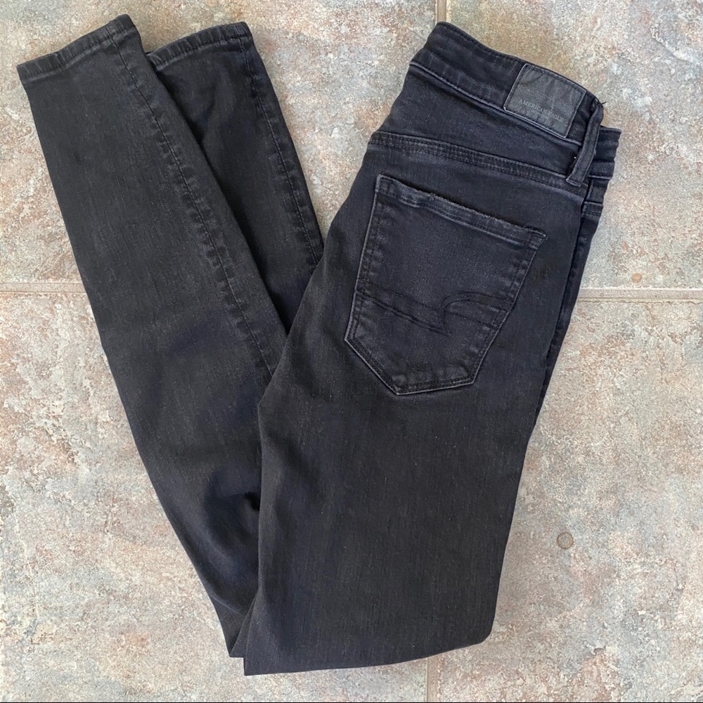 ❤️SOLD American Eagle super hi rise black jeans